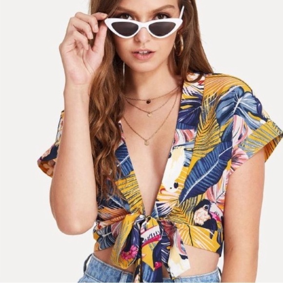 Tropical Palm Leaf Print Yellow and Blue Crop Top Shirt Size Small S - Picture 1 of 10